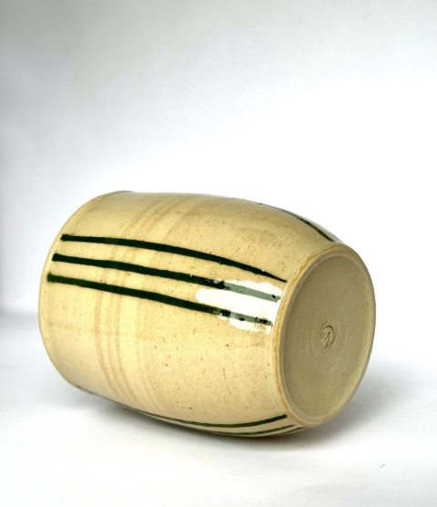 Kubek ceramiczny ToGo w zielone paski Ok 400 ml Kubek ceramiczny ToGo w zielone paski Ok 400 ml