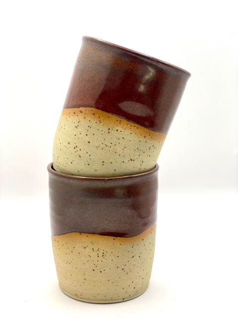 Kubek ceramiczny bez ucha częściowo szkliwiony ok 300 ml Kubek ceramiczny bez ucha częściowo szkliwiony ok 300 ml