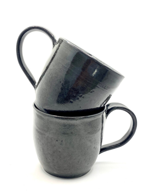 Kubek ceramiczny z czarnej gliny ok 350 ml Kubek ceramiczny z czarnej gliny ok 350 ml