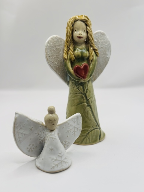 Anioł ceramiczny średni