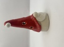 Gnom w czerwonej czapce lampion ceramiczny