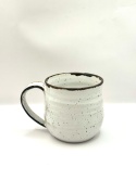 Kubek ceramiczny 350 ml z brązową lamówka