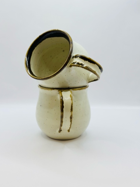 Kubek ceramiczny, kremowy ok 300ml Kubek ceramiczny, kremowy ok 300ml
