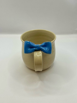 Uroczy, duży kubek ceramiczny z niebieską kokardką ok 400ml